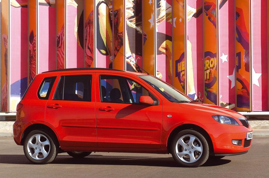  Mazda2 2002 года  (фото 29 из 113)